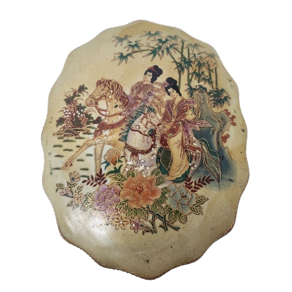 Antique Royal Satsuma Asian Jewelry Box Porcelain Gold Embossed Floral‎ Ornate
